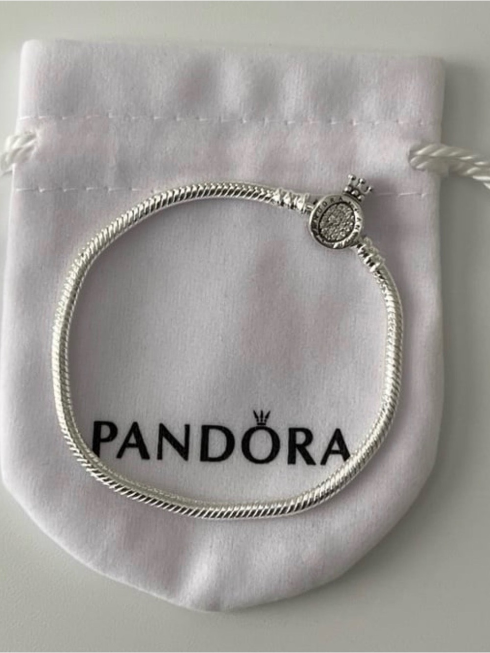 Pandora Moments Crown O & Snake Chain Bracelet 7.5 inches